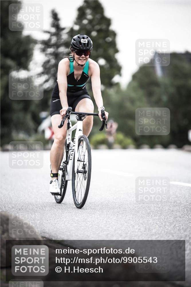 21.06.2026 - 29. Vierlanden-Triathlon H.Heesch http://msf.ph/oto/9905543 21.06.2026 10:24:05 Radfahren 32, 293, 335, 496 meine-sportfotos.de