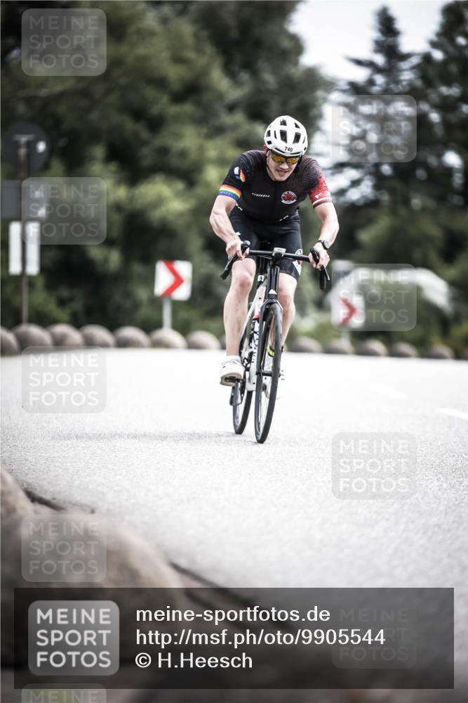 21.06.2026 - 29. Vierlanden-Triathlon H.Heesch http://msf.ph/oto/9905544 21.06.2026 11:42:35 Radfahren 158, 223, 650, 718, 727, 740 meine-sportfotos.de