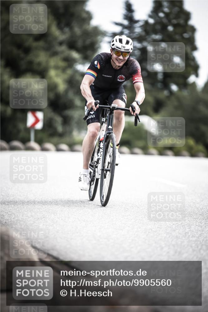 21.06.2026 - 29. Vierlanden-Triathlon H.Heesch http://msf.ph/oto/9905560 21.06.2026 11:42:36 Radfahren 158, 223, 650, 718, 727, 740 meine-sportfotos.de