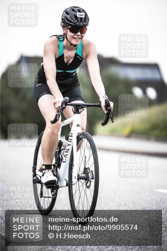 21.06.2026 - 29. Vierlanden-Triathlon H.Heesch http://msf.ph/oto/9905574 21.06.2026 10:24:05 Radfahren 32, 293, 335, 496 meine-sportfotos.de