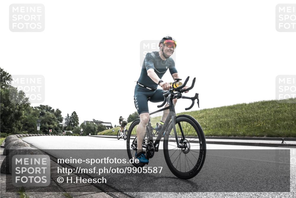 21.06.2026 - 29. Vierlanden-Triathlon H.Heesch http://msf.ph/oto/9905587 21.06.2026 11:11:17 Radfahren 137, 138, 299, 489 meine-sportfotos.de