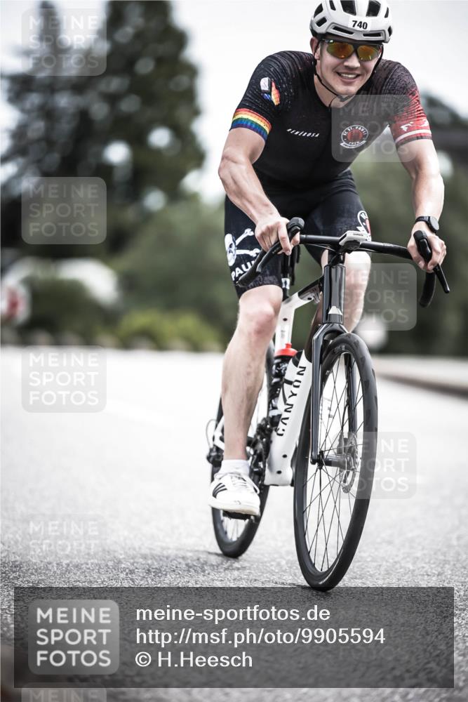 21.06.2026 - 29. Vierlanden-Triathlon H.Heesch http://msf.ph/oto/9905594 21.06.2026 11:42:36 Radfahren 158, 223, 650, 718, 727, 740 meine-sportfotos.de