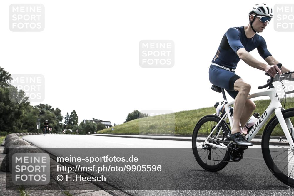 21.06.2026 - 29. Vierlanden-Triathlon H.Heesch http://msf.ph/oto/9905596 21.06.2026 11:11:40 Radfahren 611, 641, 709 meine-sportfotos.de
