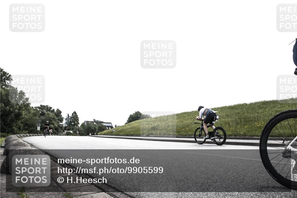 21.06.2026 - 29. Vierlanden-Triathlon H.Heesch http://msf.ph/oto/9905599 21.06.2026 11:11:40 Radfahren 611, 641, 709 meine-sportfotos.de