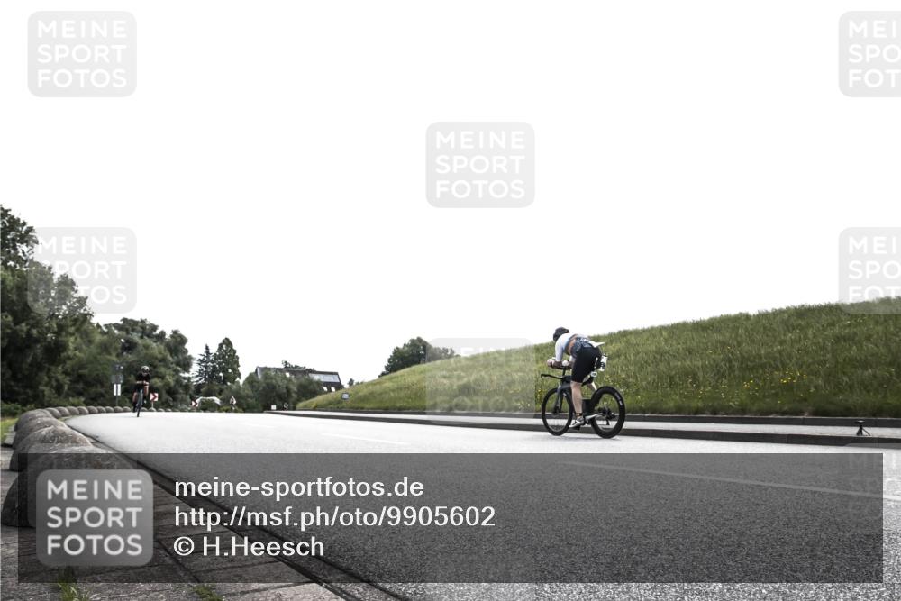 21.06.2026 - 29. Vierlanden-Triathlon H.Heesch http://msf.ph/oto/9905602 21.06.2026 11:11:40 Radfahren 611, 641, 709 meine-sportfotos.de