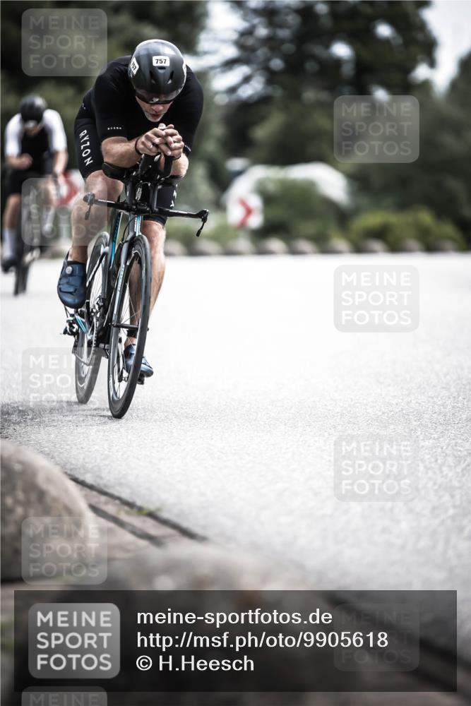 21.06.2026 - 29. Vierlanden-Triathlon H.Heesch http://msf.ph/oto/9905618 21.06.2026 11:42:46 Radfahren 632, 633, 701, 757 meine-sportfotos.de