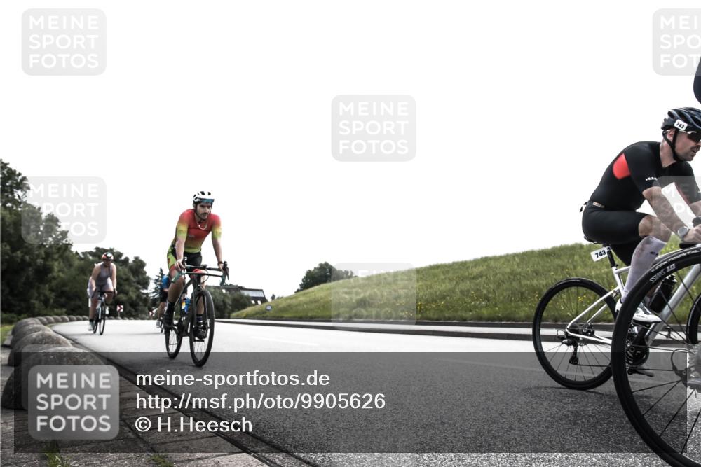 21.06.2026 - 29. Vierlanden-Triathlon H.Heesch http://msf.ph/oto/9905626 21.06.2026 11:11:58 Radfahren 109, 293, 296, 302, 490, 500, 656, 707, 743, 751 meine-sportfotos.de