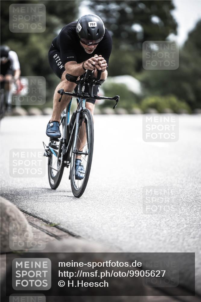 21.06.2026 - 29. Vierlanden-Triathlon H.Heesch http://msf.ph/oto/9905627 21.06.2026 11:42:46 Radfahren 632, 633, 701, 757 meine-sportfotos.de