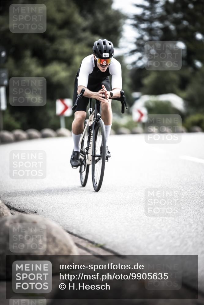 21.06.2026 - 29. Vierlanden-Triathlon H.Heesch http://msf.ph/oto/9905635 21.06.2026 11:42:47 Radfahren 632, 633, 701, 757 meine-sportfotos.de