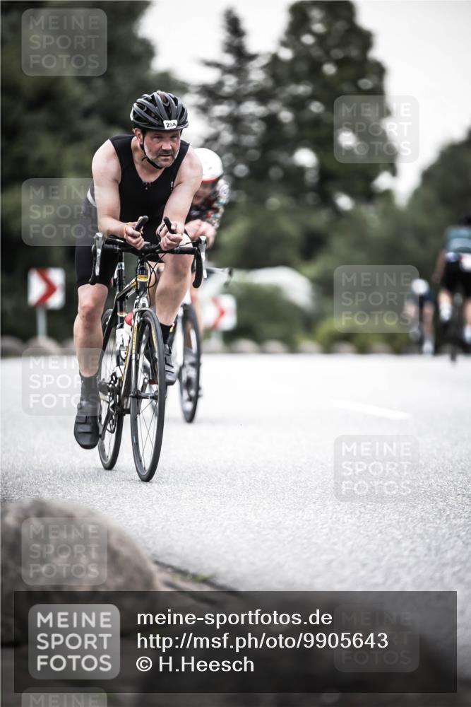 21.06.2026 - 29. Vierlanden-Triathlon H.Heesch http://msf.ph/oto/9905643 21.06.2026 10:24:13 Radfahren 32, 172, 204, 240 meine-sportfotos.de