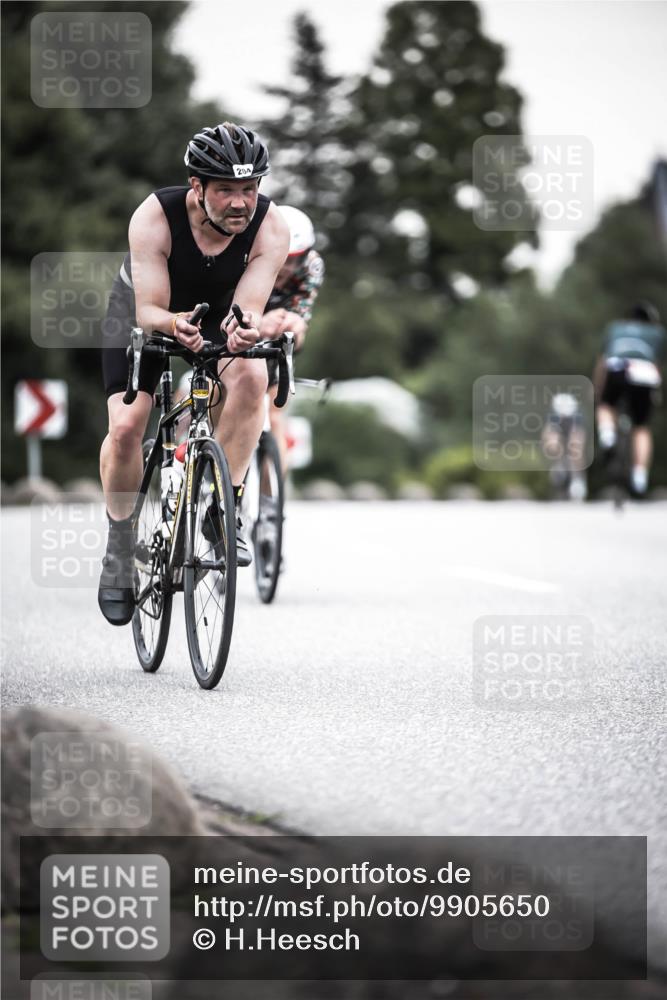 21.06.2026 - 29. Vierlanden-Triathlon H.Heesch http://msf.ph/oto/9905650 21.06.2026 10:24:13 Radfahren 32, 172, 204, 240 meine-sportfotos.de