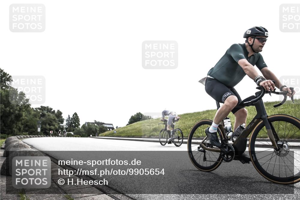 21.06.2026 - 29. Vierlanden-Triathlon H.Heesch http://msf.ph/oto/9905654 21.06.2026 11:12:01 Radfahren 293, 296, 302, 656, 743, 751 meine-sportfotos.de