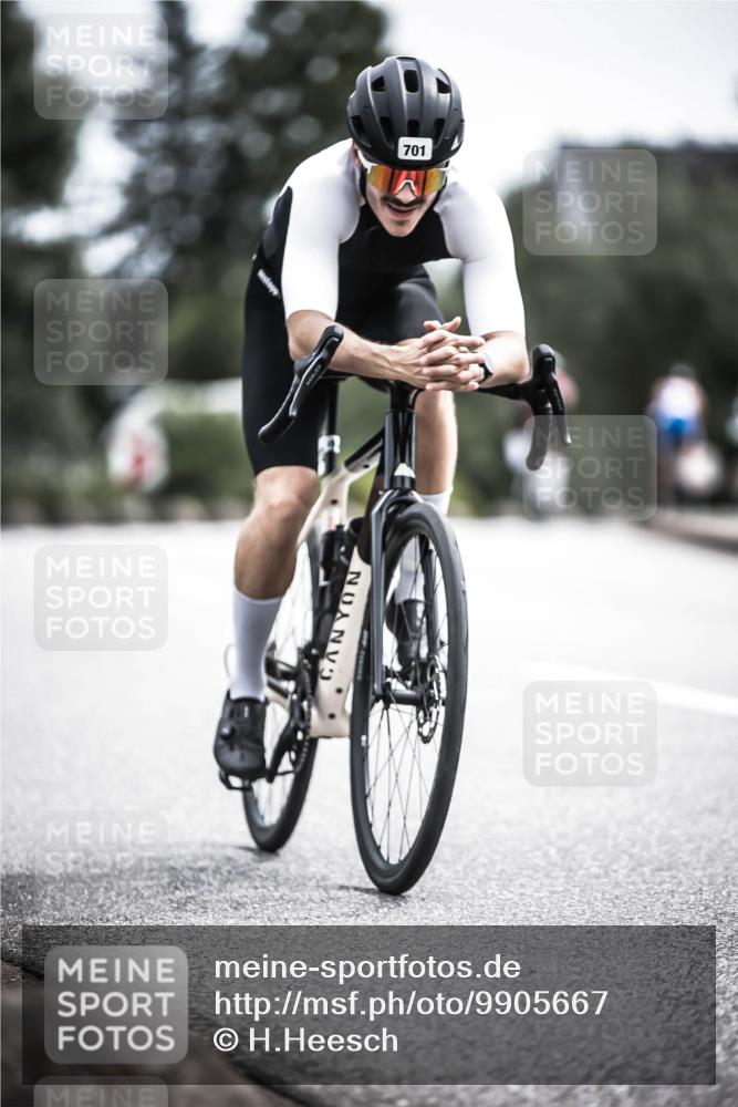 21.06.2026 - 29. Vierlanden-Triathlon H.Heesch http://msf.ph/oto/9905667 21.06.2026 11:42:48 Radfahren 632, 633, 701, 757 meine-sportfotos.de
