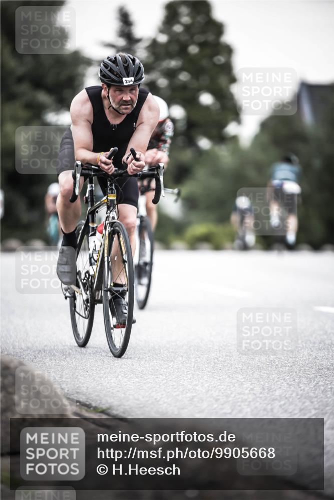 21.06.2026 - 29. Vierlanden-Triathlon H.Heesch http://msf.ph/oto/9905668 21.06.2026 10:24:13 Radfahren 32, 172, 204, 240 meine-sportfotos.de