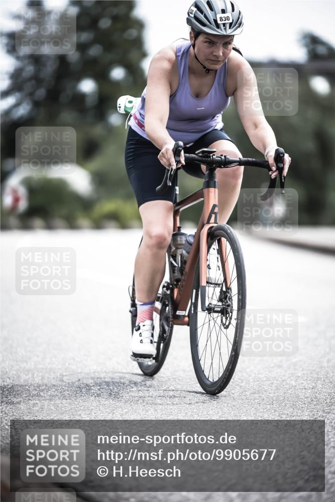 21.06.2026 - 29. Vierlanden-Triathlon H.Heesch http://msf.ph/oto/9905677 21.06.2026 11:39:55 Radfahren 641, 647, 685, 721, 739, 830 meine-sportfotos.de