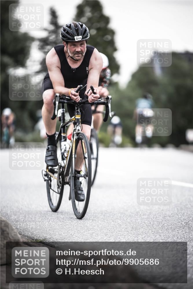 21.06.2026 - 29. Vierlanden-Triathlon H.Heesch http://msf.ph/oto/9905686 21.06.2026 10:24:13 Radfahren 32, 172, 204, 240 meine-sportfotos.de