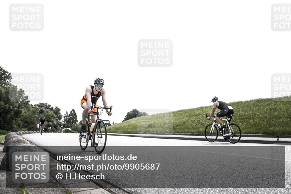 21.06.2026 - 29. Vierlanden-Triathlon H.Heesch http://msf.ph/oto/9905687 21.06.2026 11:13:10 Radfahren 649, 659, 720, 787 meine-sportfotos.de
