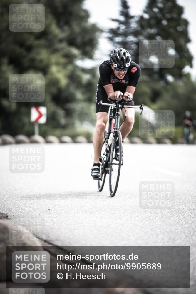 21.06.2026 - 29. Vierlanden-Triathlon H.Heesch http://msf.ph/oto/9905689 21.06.2026 11:39:56 Radfahren 641, 647, 685, 721, 739, 830 meine-sportfotos.de
