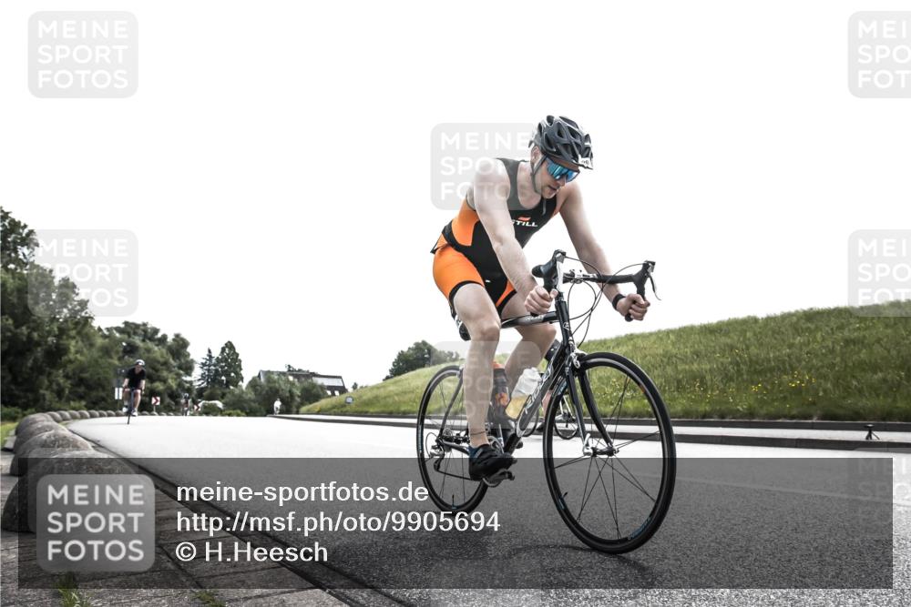 21.06.2026 - 29. Vierlanden-Triathlon H.Heesch http://msf.ph/oto/9905694 21.06.2026 11:13:10 Radfahren 649, 659, 720, 787 meine-sportfotos.de
