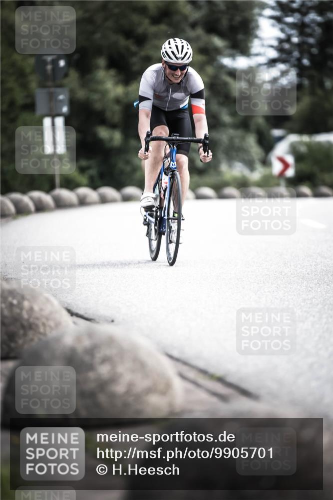 21.06.2026 - 29. Vierlanden-Triathlon H.Heesch http://msf.ph/oto/9905701 21.06.2026 11:43:00 Radfahren 699, 728, 729 meine-sportfotos.de