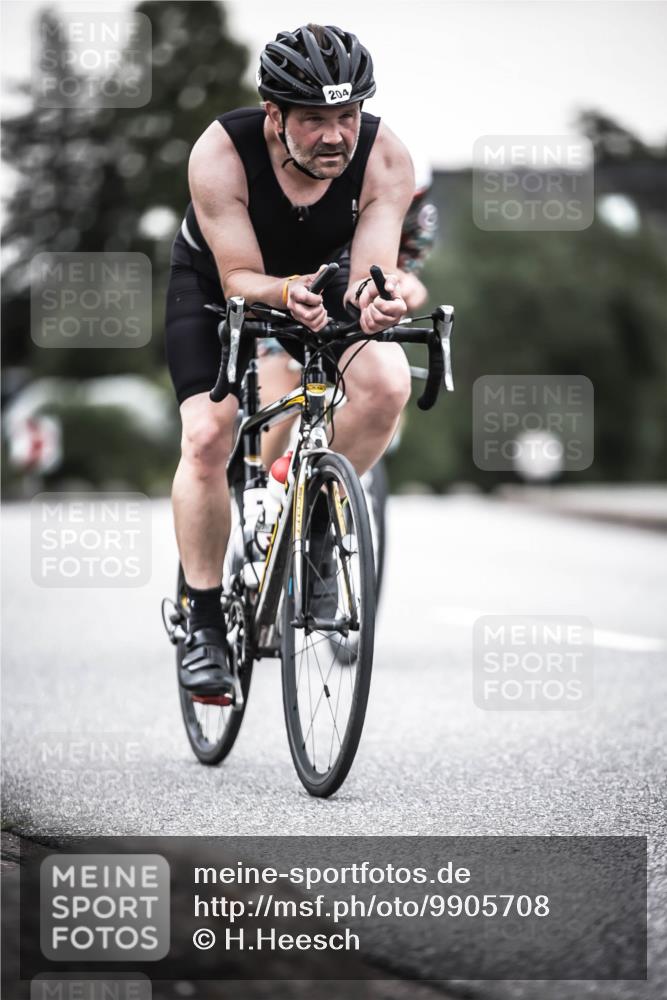 21.06.2026 - 29. Vierlanden-Triathlon H.Heesch http://msf.ph/oto/9905708 21.06.2026 10:24:13 Radfahren 32, 172, 204, 240 meine-sportfotos.de