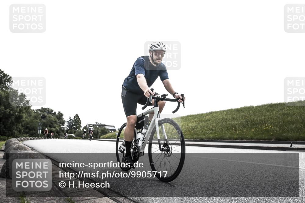 21.06.2026 - 29. Vierlanden-Triathlon H.Heesch http://msf.ph/oto/9905717 21.06.2026 11:13:39 Radfahren 91, 178, 266, 643, 652, 727 meine-sportfotos.de