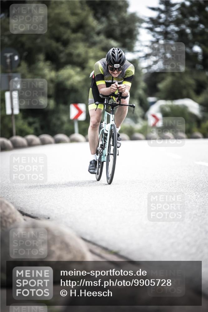 21.06.2026 - 29. Vierlanden-Triathlon H.Heesch http://msf.ph/oto/9905728 21.06.2026 11:43:01 Radfahren 699, 728, 729 meine-sportfotos.de