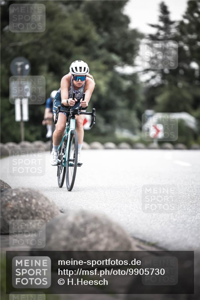 21.06.2026 - 29. Vierlanden-Triathlon H.Heesch http://msf.ph/oto/9905730 21.06.2026 10:24:17 Radfahren 74, 172, 196, 204, 240 meine-sportfotos.de