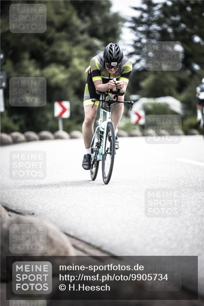 21.06.2026 - 29. Vierlanden-Triathlon H.Heesch http://msf.ph/oto/9905734 21.06.2026 11:43:01 Radfahren 699, 728, 729 meine-sportfotos.de