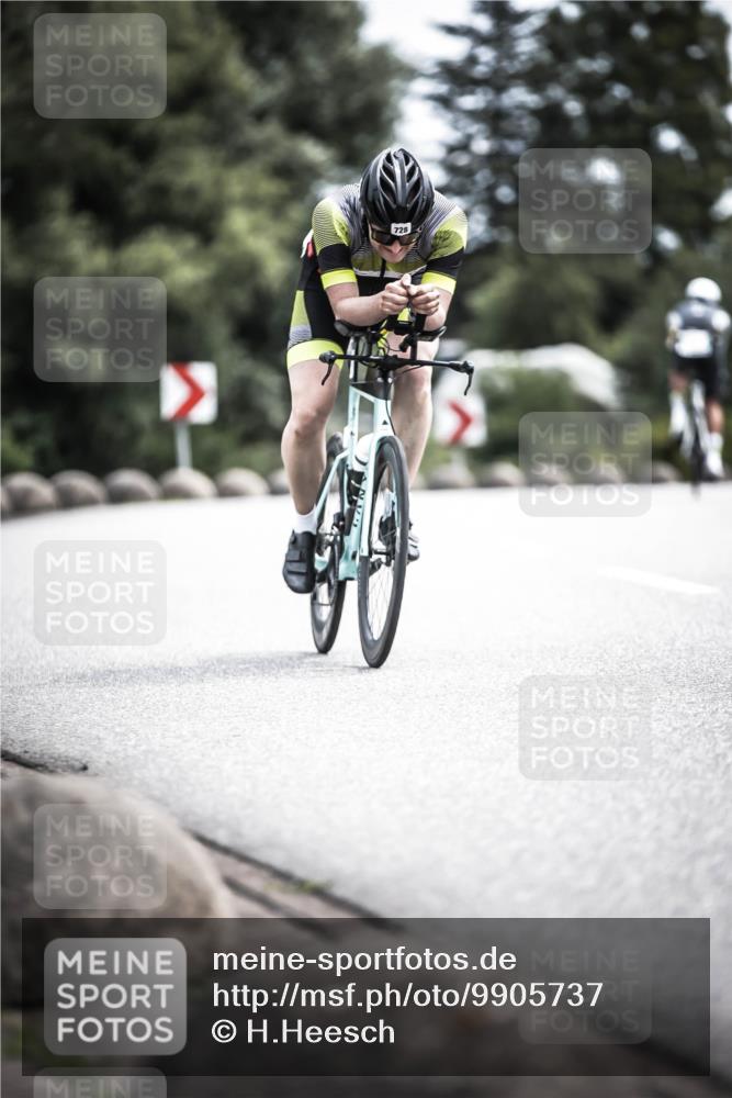 21.06.2026 - 29. Vierlanden-Triathlon H.Heesch http://msf.ph/oto/9905737 21.06.2026 11:43:01 Radfahren 699, 728, 729 meine-sportfotos.de