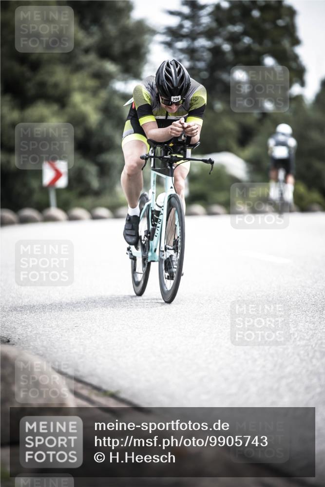 21.06.2026 - 29. Vierlanden-Triathlon H.Heesch http://msf.ph/oto/9905743 21.06.2026 11:43:01 Radfahren 699, 728, 729 meine-sportfotos.de