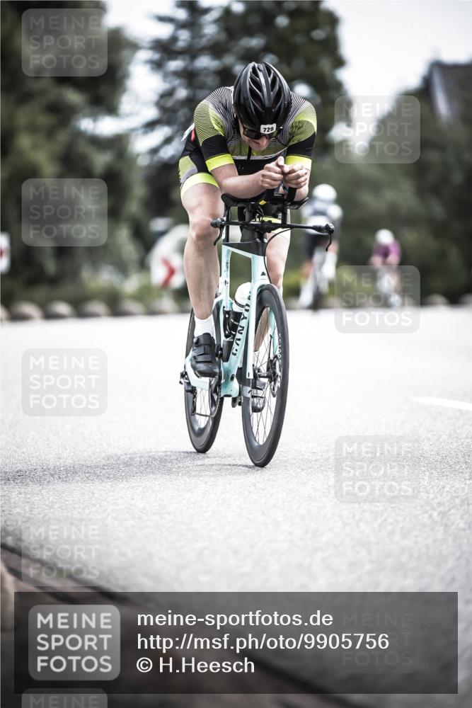 21.06.2026 - 29. Vierlanden-Triathlon H.Heesch http://msf.ph/oto/9905756 21.06.2026 11:43:02 Radfahren 699, 728, 729 meine-sportfotos.de