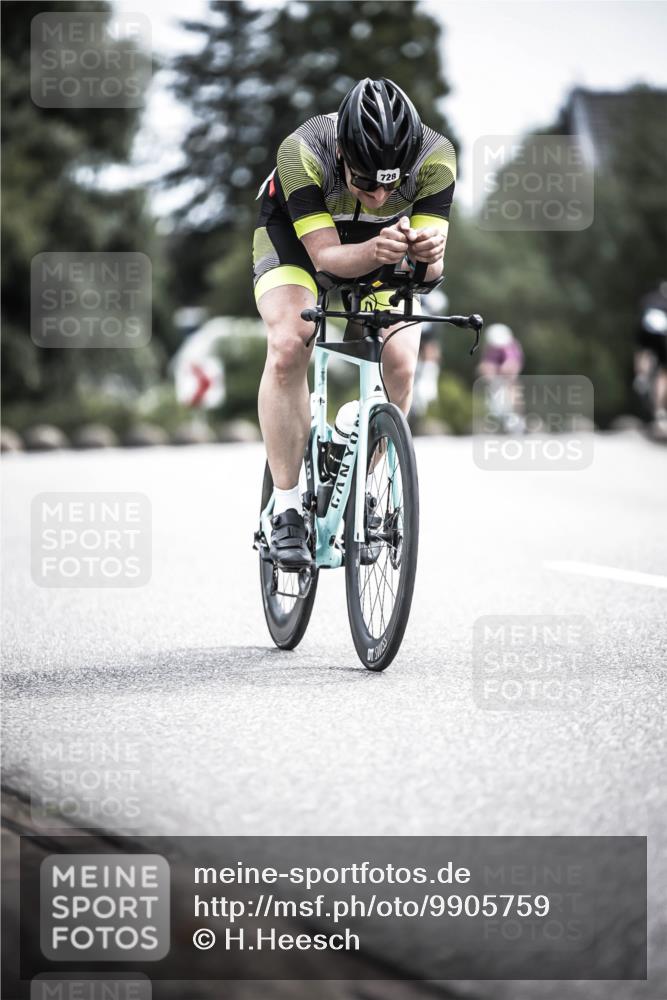 21.06.2026 - 29. Vierlanden-Triathlon H.Heesch http://msf.ph/oto/9905759 21.06.2026 11:43:02 Radfahren 699, 728, 729 meine-sportfotos.de