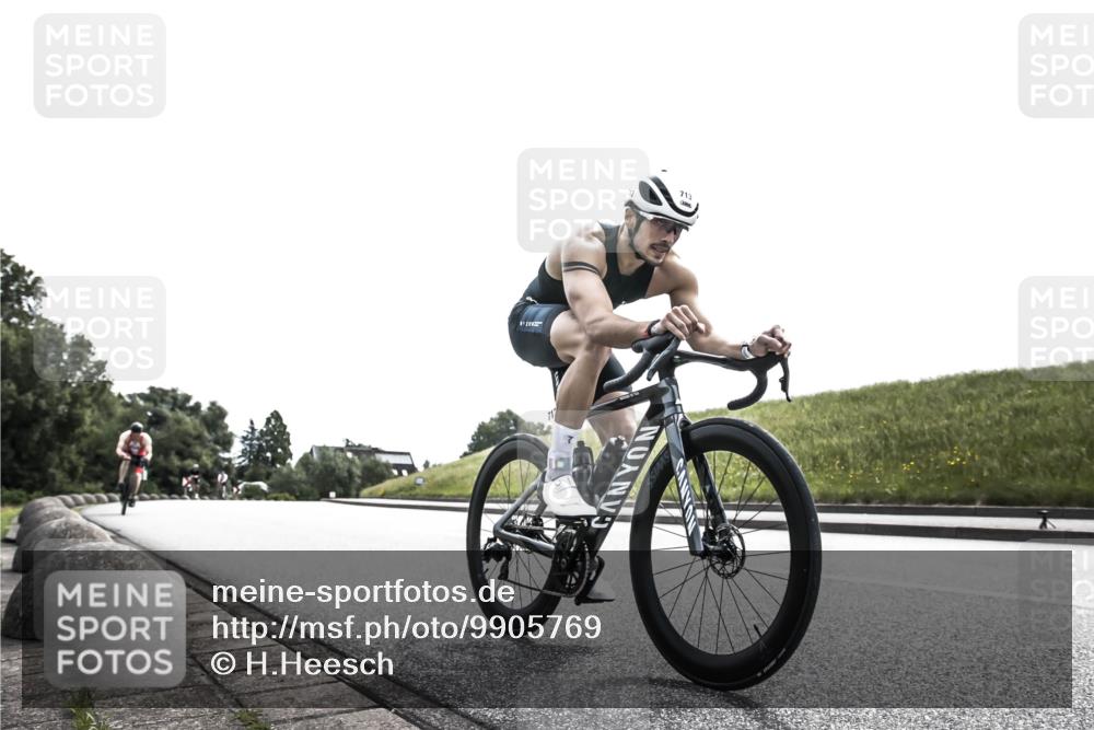 21.06.2026 - 29. Vierlanden-Triathlon H.Heesch http://msf.ph/oto/9905769 21.06.2026 11:14:54 Radfahren 628, 713, 820 meine-sportfotos.de