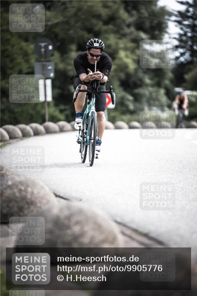 21.06.2026 - 29. Vierlanden-Triathlon H.Heesch http://msf.ph/oto/9905776 21.06.2026 11:40:02 Radfahren 641, 685, 739, 850 meine-sportfotos.de