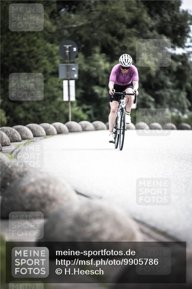 21.06.2026 - 29. Vierlanden-Triathlon H.Heesch http://msf.ph/oto/9905786 21.06.2026 11:43:09 Radfahren 276, 707, 764 meine-sportfotos.de