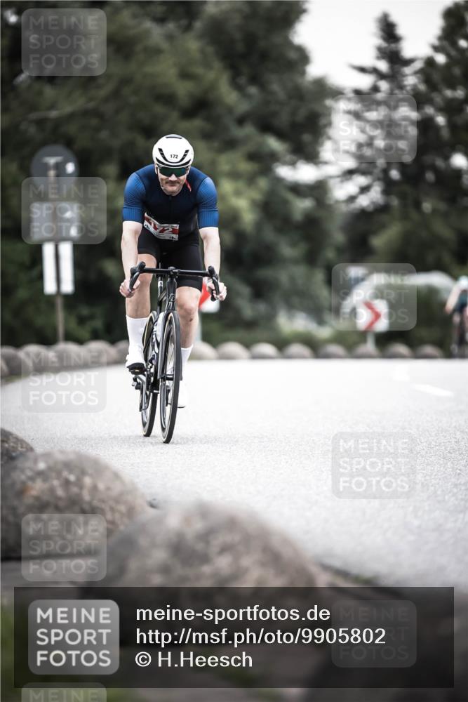 21.06.2026 - 29. Vierlanden-Triathlon H.Heesch http://msf.ph/oto/9905802 21.06.2026 10:24:20 Radfahren 74, 172, 196, 240, 377, 545 meine-sportfotos.de