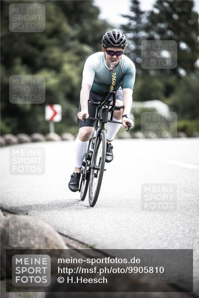 21.06.2026 - 29. Vierlanden-Triathlon H.Heesch http://msf.ph/oto/9905810 21.06.2026 11:43:18 Radfahren 41, 213, 707, 717 meine-sportfotos.de