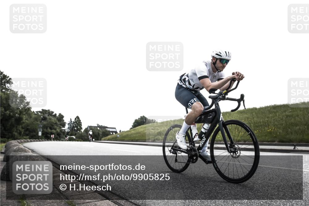 21.06.2026 - 29. Vierlanden-Triathlon H.Heesch http://msf.ph/oto/9905825 21.06.2026 11:16:55 Radfahren 74, 723, 1358 meine-sportfotos.de