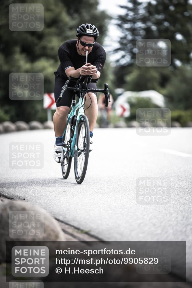 21.06.2026 - 29. Vierlanden-Triathlon H.Heesch http://msf.ph/oto/9905829 21.06.2026 11:40:03 Radfahren 641, 739, 850 meine-sportfotos.de