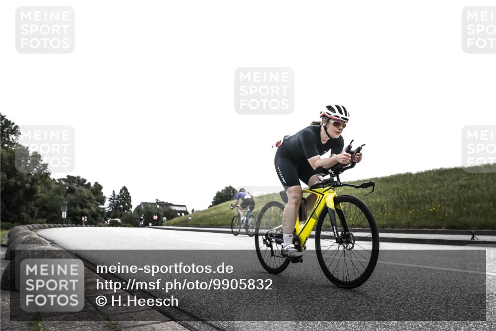 21.06.2026 - 29. Vierlanden-Triathlon H.Heesch http://msf.ph/oto/9905832 21.06.2026 11:17:35 Radfahren 272 meine-sportfotos.de