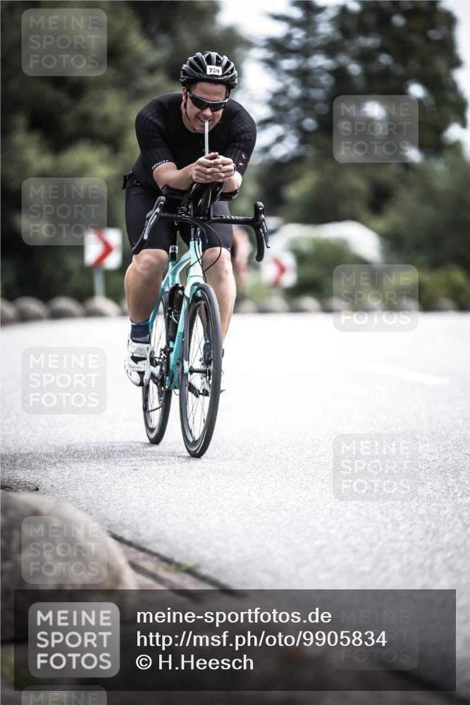 21.06.2026 - 29. Vierlanden-Triathlon H.Heesch http://msf.ph/oto/9905834 21.06.2026 11:40:03 Radfahren 641, 739, 850 meine-sportfotos.de