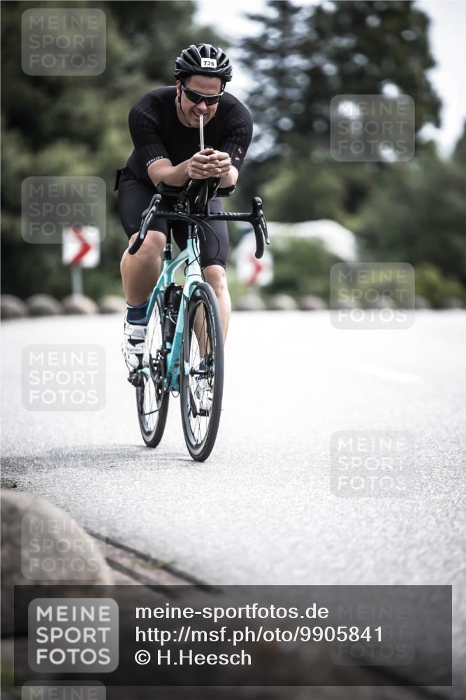 21.06.2026 - 29. Vierlanden-Triathlon H.Heesch http://msf.ph/oto/9905841 21.06.2026 11:40:03 Radfahren 641, 739, 850 meine-sportfotos.de