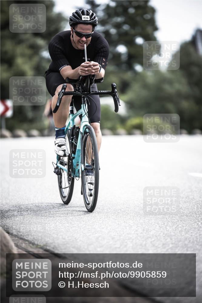 21.06.2026 - 29. Vierlanden-Triathlon H.Heesch http://msf.ph/oto/9905859 21.06.2026 11:40:03 Radfahren 641, 739, 850 meine-sportfotos.de