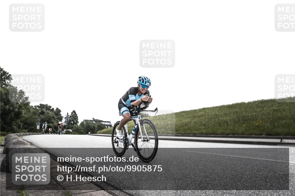 21.06.2026 - 29. Vierlanden-Triathlon H.Heesch http://msf.ph/oto/9905875 21.06.2026 11:18:54 Radfahren 300, 645, 664, 794, 808 meine-sportfotos.de