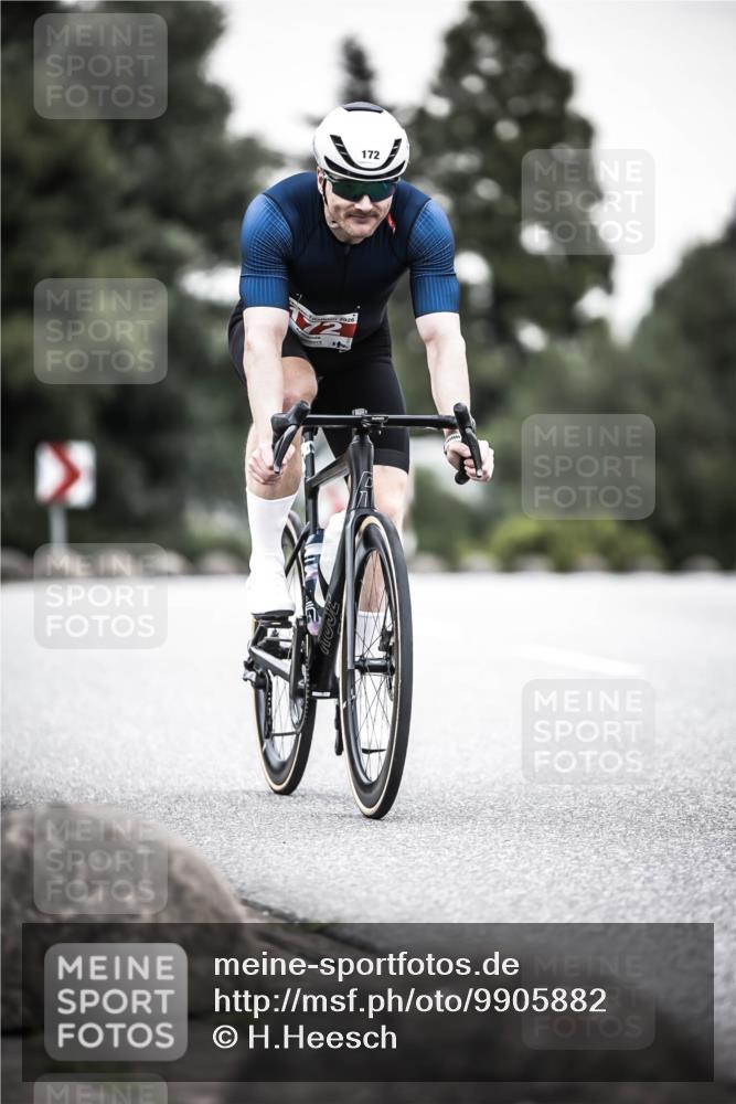 21.06.2026 - 29. Vierlanden-Triathlon H.Heesch http://msf.ph/oto/9905882 21.06.2026 10:24:20 Radfahren 74, 172, 196, 240, 377, 545 meine-sportfotos.de