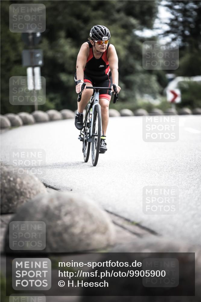 21.06.2026 - 29. Vierlanden-Triathlon H.Heesch http://msf.ph/oto/9905900 21.06.2026 11:40:08 Radfahren 87, 688, 850 meine-sportfotos.de