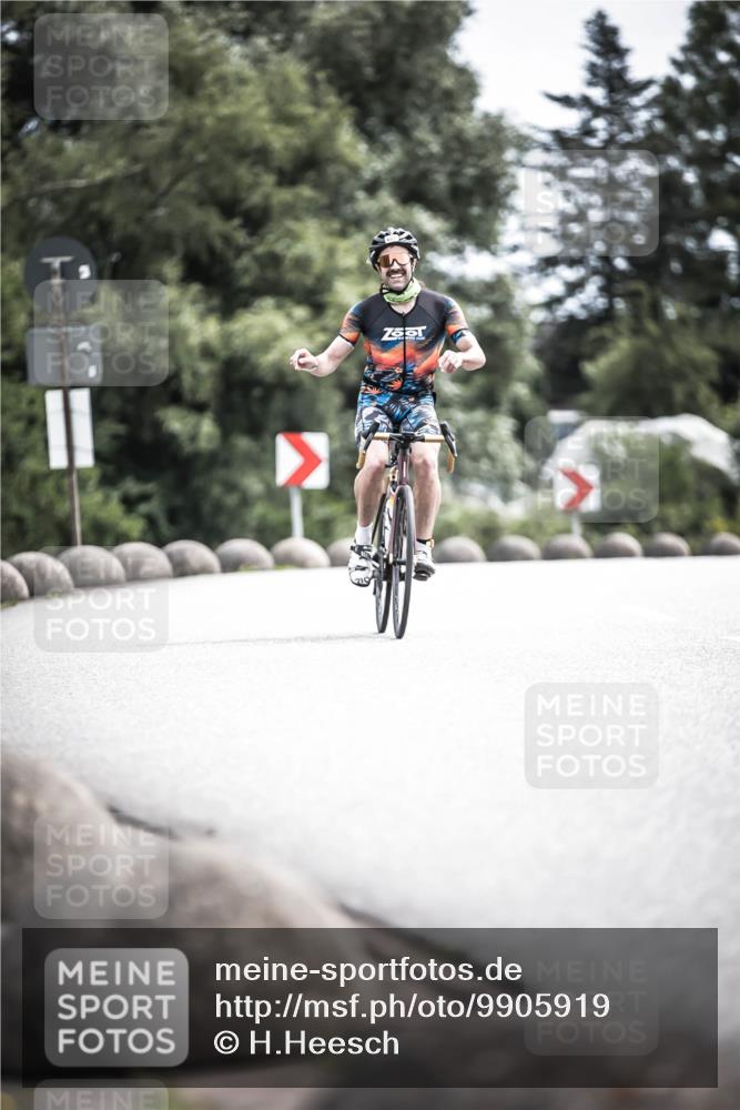 21.06.2026 - 29. Vierlanden-Triathlon H.Heesch http://msf.ph/oto/9905919 21.06.2026 11:43:34 Radfahren 278, 628, 657, 687, 689, 720, 731 meine-sportfotos.de
