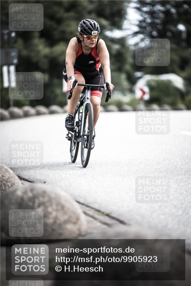 21.06.2026 - 29. Vierlanden-Triathlon H.Heesch http://msf.ph/oto/9905923 21.06.2026 11:40:08 Radfahren 87, 688, 850 meine-sportfotos.de