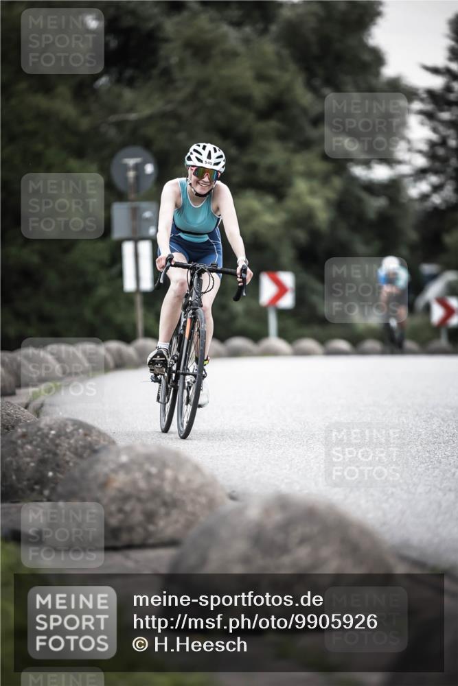 21.06.2026 - 29. Vierlanden-Triathlon H.Heesch http://msf.ph/oto/9905926 21.06.2026 10:24:26 Radfahren 74, 84, 94, 169, 196, 370, 377, 545, 552, 622 meine-sportfotos.de